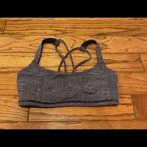 Lululemon sports bra